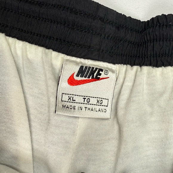 Vtg Nike Mens Windbreaker Track Pants XL 90s Black Embroidered A1 - Picture 3 of 7